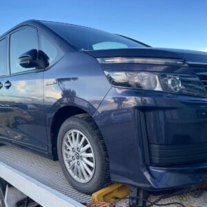 Toyota voxy hybrid 2014 | Black