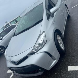 Toyota Prius Alpha 2015 | 5 Seater